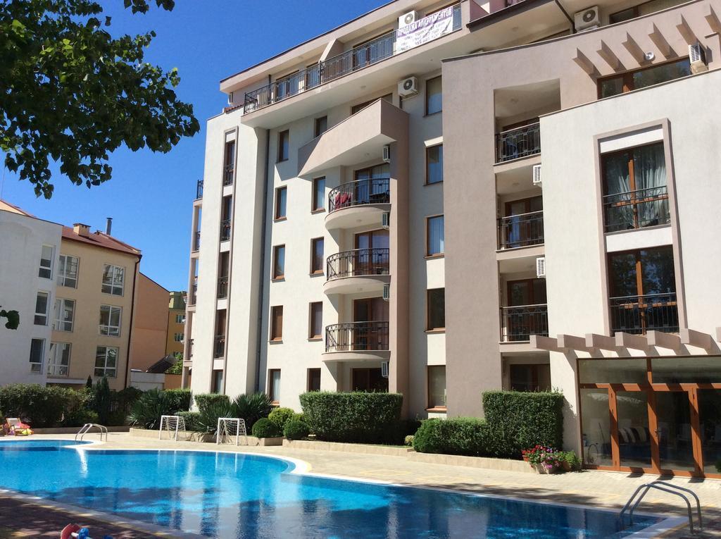 Alex Deluxe Apartments Солнечный берег Экстерьер фото