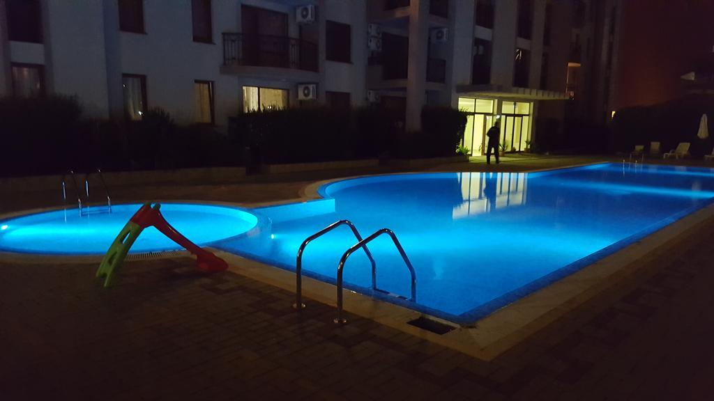 Alex Deluxe Apartments Солнечный берег Экстерьер фото